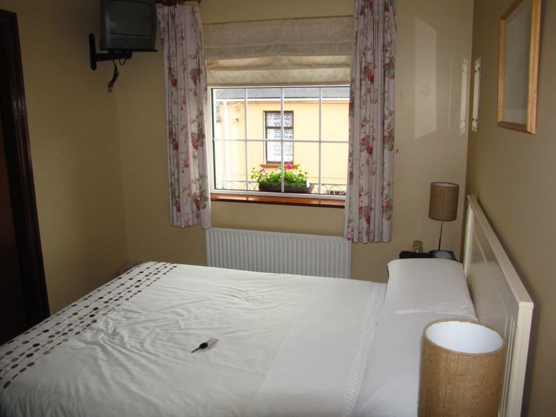 דינגל O Neills Bed And Breakfast מראה חיצוני תמונה